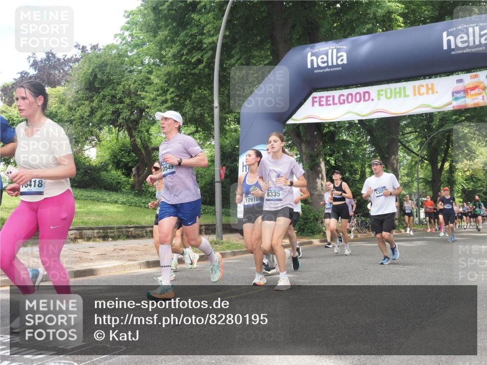 29.06.2025 - hella hamburg halbmarathon KatJ http://msf.ph/oto/8280195 29.06.2025 10:40:43 Zwischen KM18-KM19 1267, 3334, 5077, 6723, 7509, 7918, 8335 meine-sportfotos.de