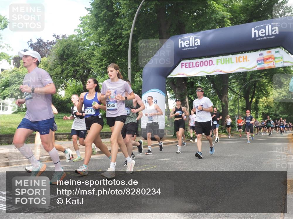 29.06.2025 - hella hamburg halbmarathon KatJ http://msf.ph/oto/8280234 29.06.2025 10:40:44 Zwischen KM18-KM19 1267, 2771, 3334, 5077, 6723, 7509, 7918, 8335 meine-sportfotos.de
