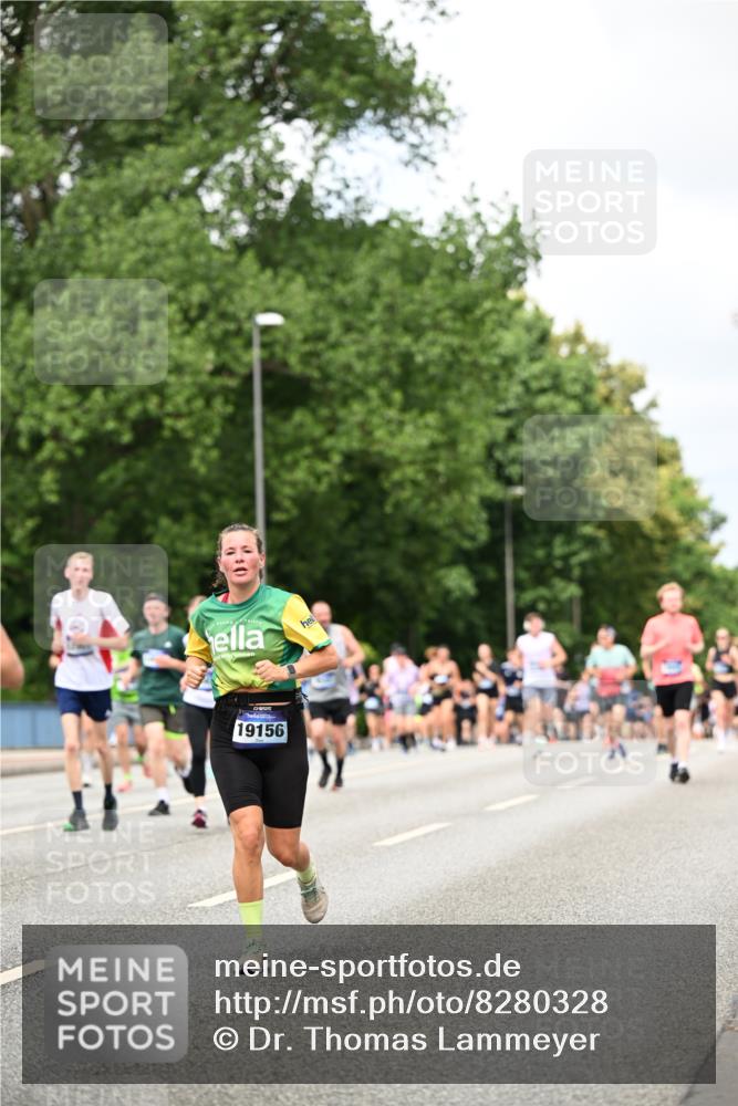 29.06.2025 - hella hamburg halbmarathon Dr. Thomas Lammeyer http://msf.ph/oto/8280328 29.06.2025 10:36:48 Kennedybrücke 1237, 1640, 1647, 2268, 2959, 3391, 3660, 3670, 3708, 3753, 4857, 5110, 5783, 5871, 6228, 6252, 6312, 6315, 6642, 7135, 7387, 7531, 7749, 7750, 7789, 8170, 8625, 8840, 8914, 9010, 9034, 9188, 9542, 9765, 9812, 10002, 10013, 10203, 10354, 10470, 10624, 10828, 11076, 11205 meine-sportfotos.de