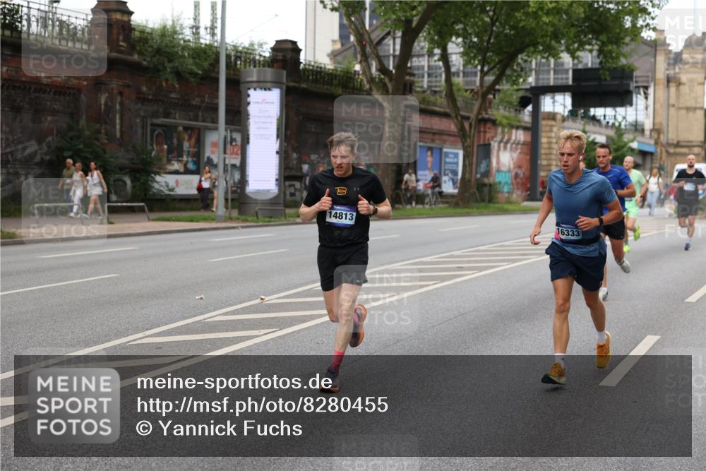 29.06.2025 - hella hamburg halbmarathon Yannick Fuchs http://msf.ph/oto/8280455 29.06.2025 10:37:26 20KM 1353, 1675, 1735, 2653, 4229, 4318, 5011, 5124, 5477, 9364, 9371, 9534, 10099, 10251, 11177, 11907, 12723, 12839, 13746, 13807, 14226, 14447, 14560, 14813, 15255, 15297, 15301, 15328, 15535, 15706, 15851, 15921, 16333, 16677, 17733, 17911, 18004, 18274, 18275, 18304, 18659, 18680, 18987, 19009 meine-sportfotos.de