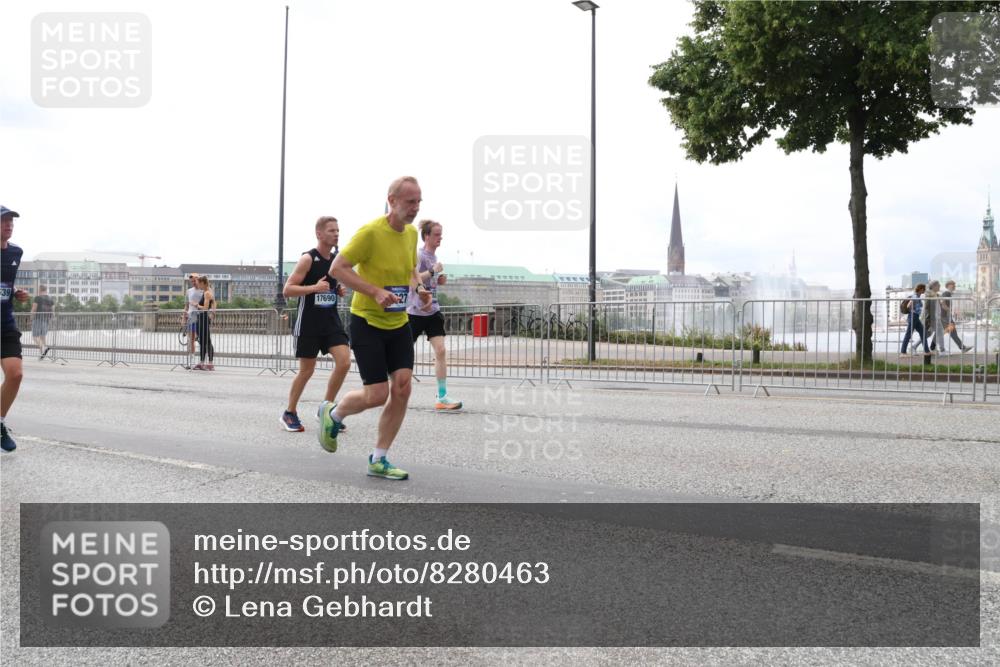 29.06.2025 - hella hamburg halbmarathon Lena Gebhardt http://msf.ph/oto/8280463 29.06.2025 10:35:17 Lombardsbrücke 539, 17690, 1284, 1497, 1717, 1786, 1821, 1849, 2001, 2198, 2355, 2376, 2751, 3409, 3828, 3958, 4333, 4564, 4703, 4704, 4884, 4965, 5027, 5240, 5531, 5793, 6029, 6189, 6310, 6335, 6365, 6379, 6381, 6397, 6471, 6746, 6803, 6859, 7267, 7299, 7927, 8249, 8296, 8369, 8567, 8793, 9248, 9470, 10358, 10393, 10464, 10531, 10565, 10606, 11233, 11320, 11359, 11565, 11646, 11838, 11839, 11886, 12019, 12062, 12236, 12326, 12764 meine-sportfotos.de