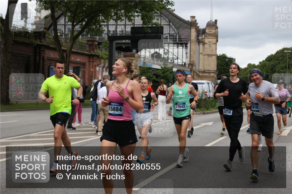 29.06.2025 - hella hamburg halbmarathon Yannick Fuchs http://msf.ph/oto/8280555 29.06.2025 10:49:42 20KM 1179, 1180, 1193, 1834, 2612, 3058, 3668, 4951, 5643, 5672, 6569, 6591, 6924, 7147, 7594, 7742, 7976, 8255, 8573, 8639, 9361, 9562, 11039, 12196, 12545, 13234, 13474, 14365, 15184, 15484, 15584, 15818, 15884, 16176, 16213, 16375, 16401, 16521, 16786, 17133, 17259, 17615, 17640, 17642, 17734, 17940, 18064, 18212, 18325, 18340, 18495, 18741, 18746, 18835, 19120, 19152 meine-sportfotos.de