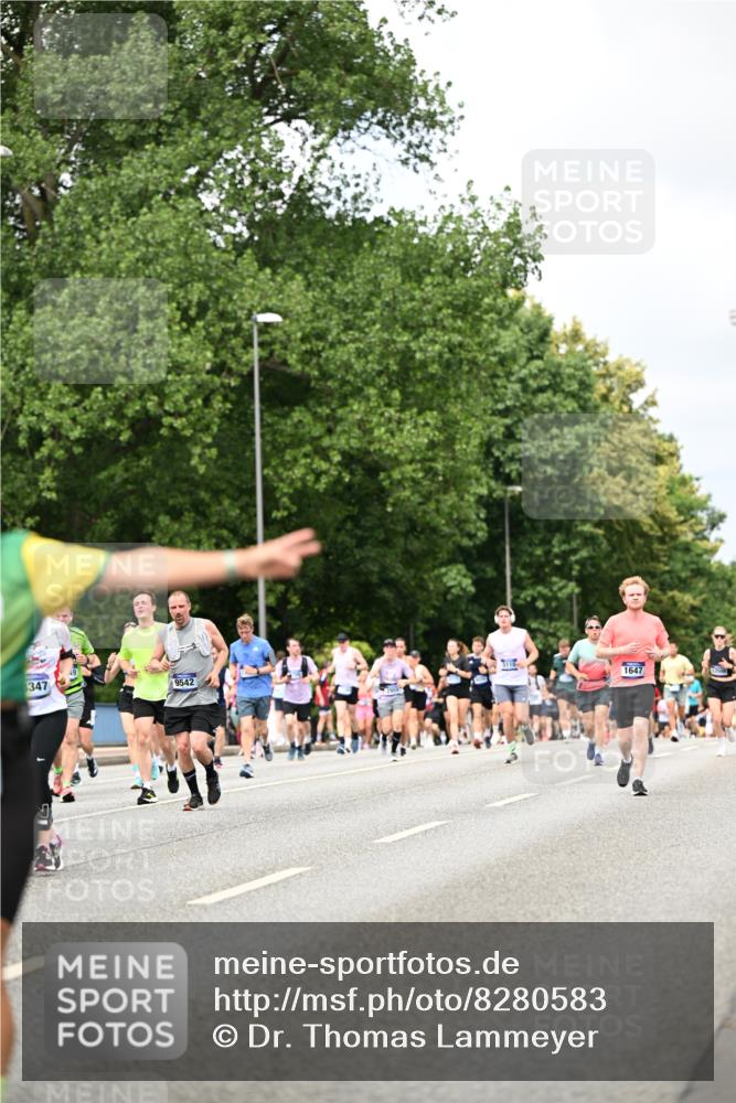 29.06.2025 - hella hamburg halbmarathon Dr. Thomas Lammeyer http://msf.ph/oto/8280583 29.06.2025 10:36:49 Kennedybrücke 1237, 1647, 2268, 2959, 3391, 3660, 3670, 3708, 3753, 4857, 5110, 5783, 5871, 6228, 6252, 6642, 7135, 7387, 7531, 7749, 7750, 7789, 8170, 8625, 8840, 8914, 9010, 9034, 9188, 9542, 9765, 9812, 10002, 10013, 10203, 10470, 10624, 10828, 11076, 11205 meine-sportfotos.de