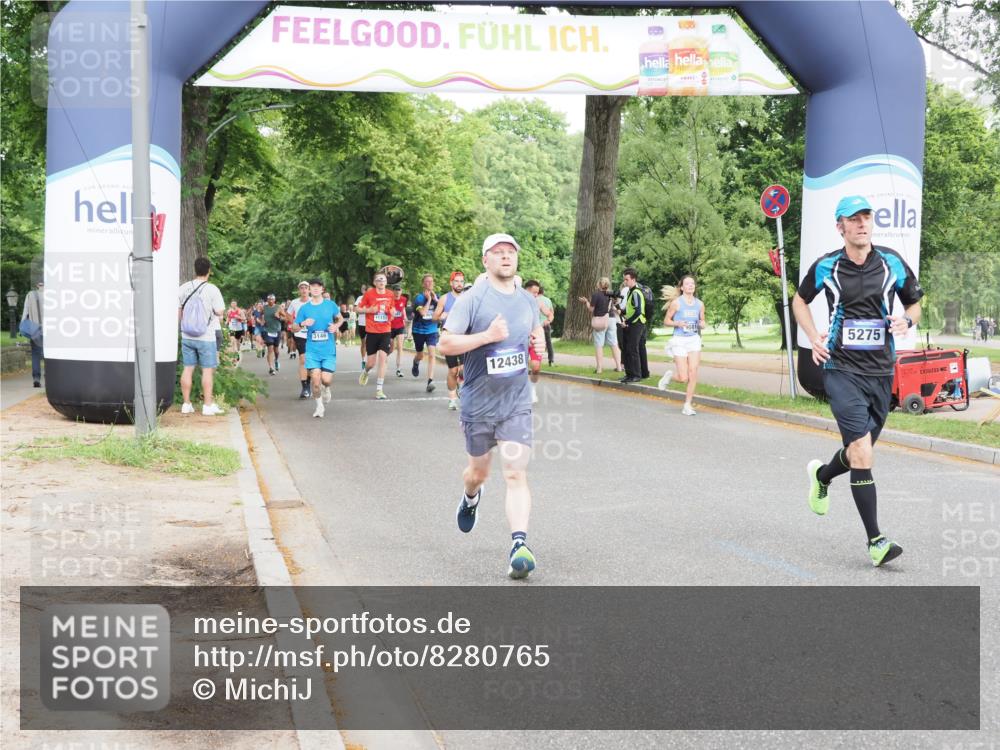 29.06.2025 - hella hamburg halbmarathon MichiJ http://msf.ph/oto/8280765 29.06.2025 10:32:07 Zwischen KM18-KM19 5275, 6490, 6705, 7451, 9043, 12438, 13398, 13746, 14385, 18868 meine-sportfotos.de