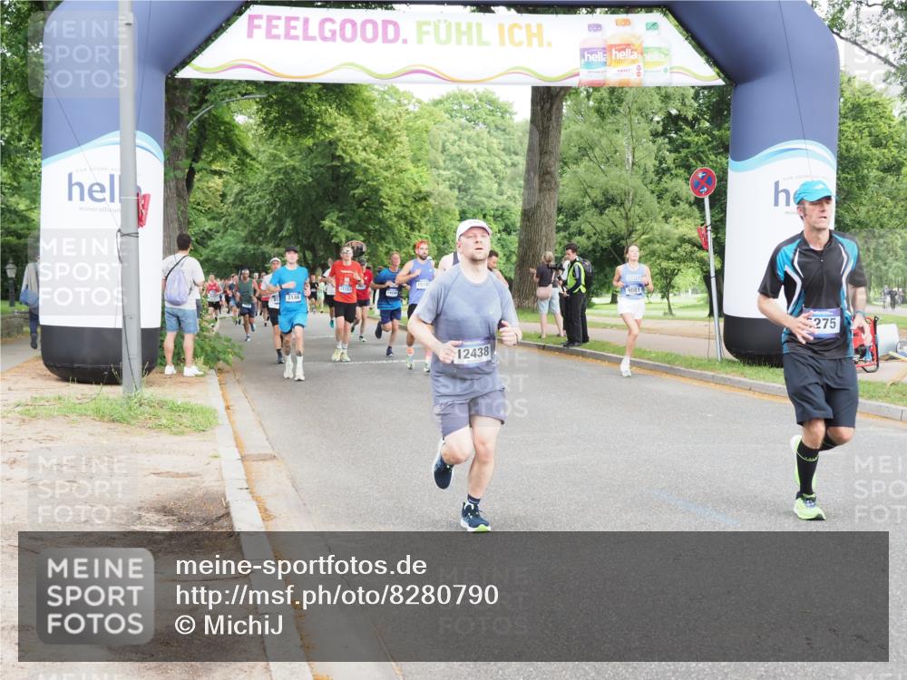29.06.2025 - hella hamburg halbmarathon MichiJ http://msf.ph/oto/8280790 29.06.2025 10:32:07 Zwischen KM18-KM19 5275, 6490, 6705, 7451, 9043, 12438, 13398, 13746, 14385, 18868 meine-sportfotos.de