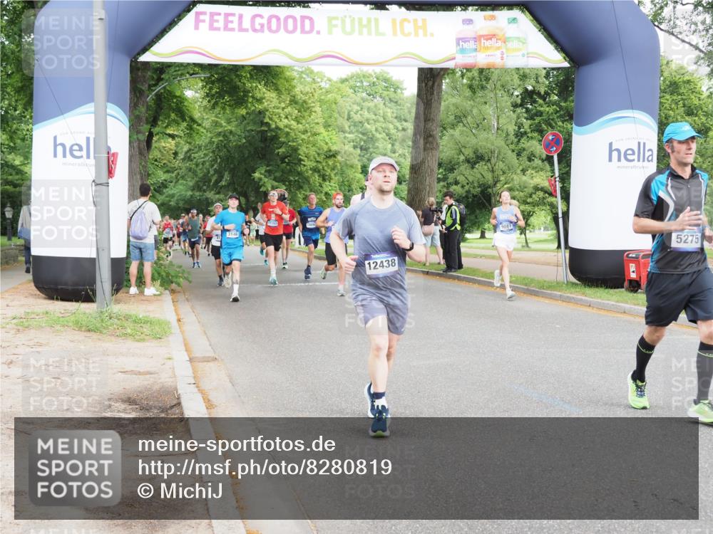 29.06.2025 - hella hamburg halbmarathon MichiJ http://msf.ph/oto/8280819 29.06.2025 10:32:07 Zwischen KM18-KM19 5275, 6490, 6705, 7451, 9043, 12438, 13398, 13746, 14385, 18868 meine-sportfotos.de