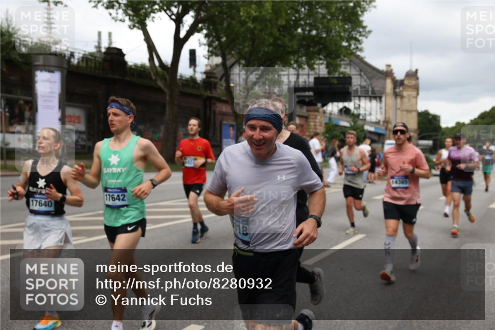 29.06.2025 - hella hamburg halbmarathon Yannick Fuchs http://msf.ph/oto/8280932 29.06.2025 10:49:44 20KM 1179, 1180, 1193, 1834, 2612, 2982, 3058, 3668, 4951, 5643, 5672, 6569, 6591, 6924, 7594, 7742, 7976, 8255, 8573, 8639, 8863, 9361, 9562, 11039, 11309, 12196, 12515, 12545, 13474, 14365, 15184, 15484, 15584, 15818, 15884, 16176, 16375, 16401, 16521, 16786, 17133, 17259, 17615, 17640, 17642, 17734, 18064, 18125, 18212, 18325, 18340, 18495, 18741, 18746, 18835, 19120, 19152 meine-sportfotos.de