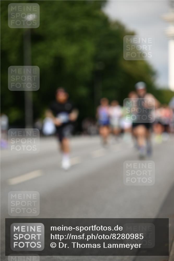 29.06.2025 - hella hamburg halbmarathon Dr. Thomas Lammeyer http://msf.ph/oto/8280985 29.06.2025 10:15:48 Kennedybrücke 1062, 1790, 2661, 3746, 3837, 5254, 6966, 7370, 7474, 7571, 8368, 9119, 9254, 10042 meine-sportfotos.de