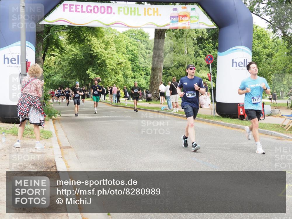 29.06.2025 - hella hamburg halbmarathon MichiJ http://msf.ph/oto/8280989 29.06.2025 10:57:48 Zwischen KM18-KM19 3756, 7346, 8001, 10858, 11774, 12928, 12929, 16776, 18222 meine-sportfotos.de