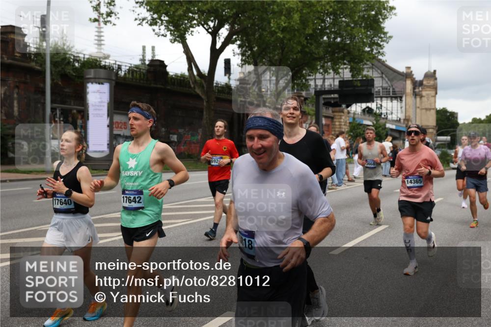 29.06.2025 - hella hamburg halbmarathon Yannick Fuchs http://msf.ph/oto/8281012 29.06.2025 10:49:44 20KM 1179, 1180, 1193, 1834, 2612, 2982, 3058, 3668, 4951, 5643, 5672, 6569, 6591, 6924, 7594, 7742, 7976, 8255, 8573, 8639, 8863, 9361, 9562, 11039, 11309, 12196, 12515, 12545, 13474, 14365, 15184, 15484, 15584, 15818, 15884, 16176, 16375, 16401, 16521, 16786, 17133, 17259, 17615, 17640, 17642, 17734, 18064, 18125, 18212, 18325, 18340, 18495, 18741, 18746, 18835, 19120, 19152 meine-sportfotos.de
