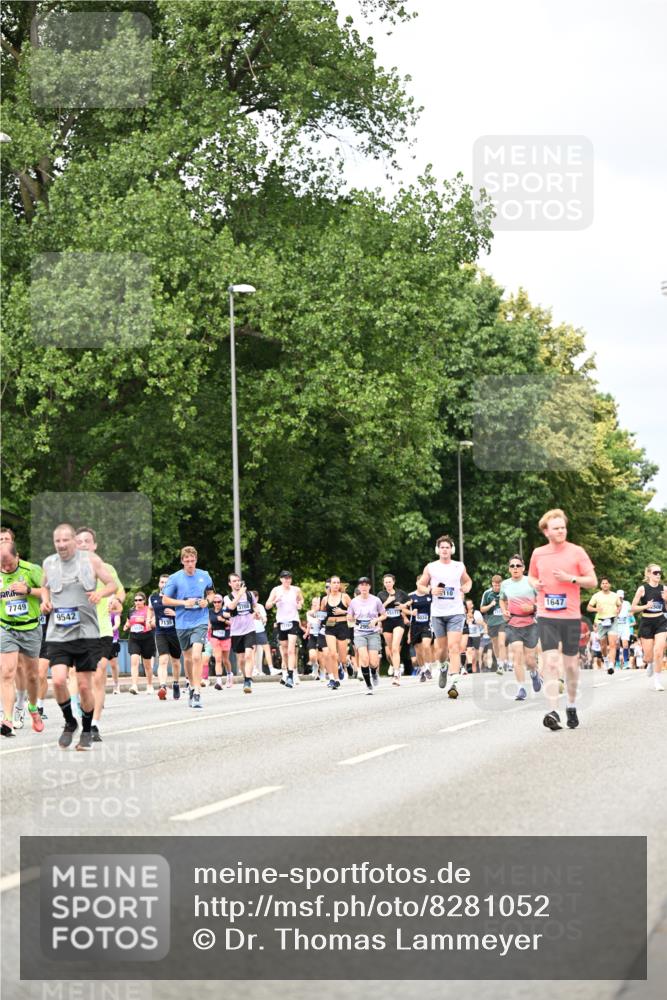 29.06.2025 - hella hamburg halbmarathon Dr. Thomas Lammeyer http://msf.ph/oto/8281052 29.06.2025 10:36:50 Kennedybrücke 1237, 1647, 2268, 2959, 3391, 3660, 3670, 3708, 3753, 4857, 5110, 5783, 5871, 6228, 6642, 7135, 7387, 7531, 7749, 7750, 7789, 8170, 8625, 8840, 8914, 9010, 9034, 9188, 9542, 9765, 9812, 10002, 10013, 10203, 10470, 10624, 10828, 11076, 11205 meine-sportfotos.de