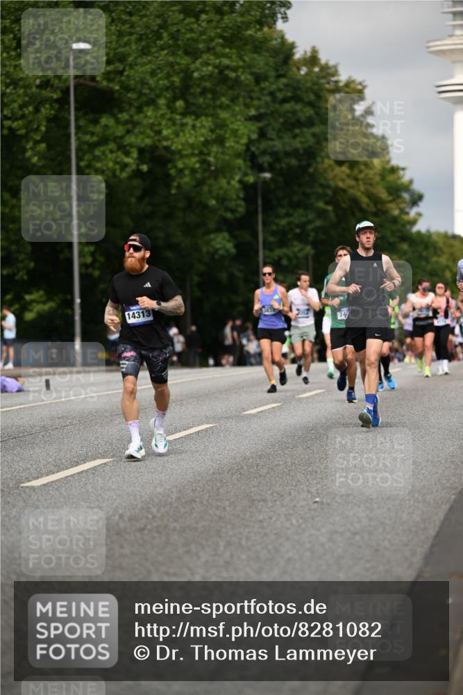 29.06.2025 - hella hamburg halbmarathon Dr. Thomas Lammeyer http://msf.ph/oto/8281082 29.06.2025 10:15:48 Kennedybrücke 1062, 1790, 2661, 3746, 3837, 5254, 6966, 7370, 7474, 7571, 8368, 9119, 9254, 10042 meine-sportfotos.de