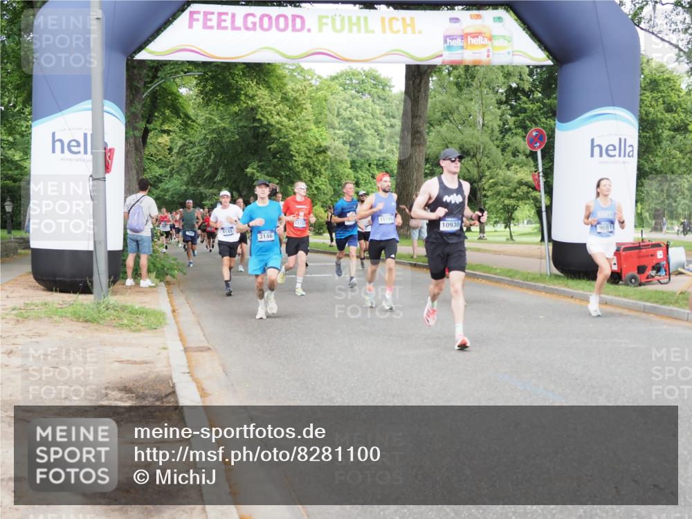29.06.2025 - hella hamburg halbmarathon MichiJ http://msf.ph/oto/8281100 29.06.2025 10:32:09 Zwischen KM18-KM19 5275, 6490, 6705, 7451, 9081, 10930, 11153, 11346, 12438, 13398, 13746, 14690, 15185, 18868 meine-sportfotos.de