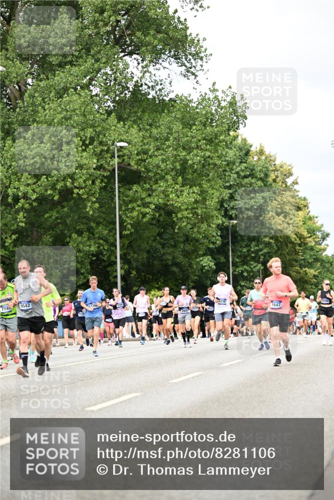 29.06.2025 - hella hamburg halbmarathon Dr. Thomas Lammeyer http://msf.ph/oto/8281106 29.06.2025 10:36:50 Kennedybrücke 1237, 1647, 2268, 2959, 3391, 3660, 3670, 3708, 3753, 4857, 5110, 5783, 5871, 6228, 6642, 7135, 7387, 7531, 7749, 7750, 7789, 8170, 8625, 8840, 8914, 9010, 9034, 9188, 9542, 9765, 9812, 10002, 10013, 10203, 10470, 10624, 10828, 11076, 11205 meine-sportfotos.de