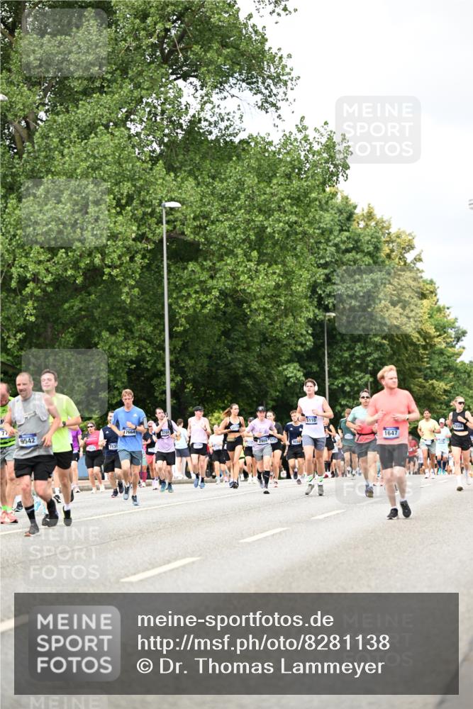 29.06.2025 - hella hamburg halbmarathon Dr. Thomas Lammeyer http://msf.ph/oto/8281138 29.06.2025 10:36:51 Kennedybrücke 1237, 1647, 2268, 2959, 3391, 3660, 3670, 3708, 3753, 4857, 5110, 5156, 5871, 6228, 6642, 7135, 7387, 7531, 7749, 7750, 7789, 8170, 8625, 8840, 8914, 9010, 9034, 9188, 9542, 9765, 9812, 10002, 10013, 10203, 10470, 10624, 10770, 10828, 11076, 11205 meine-sportfotos.de