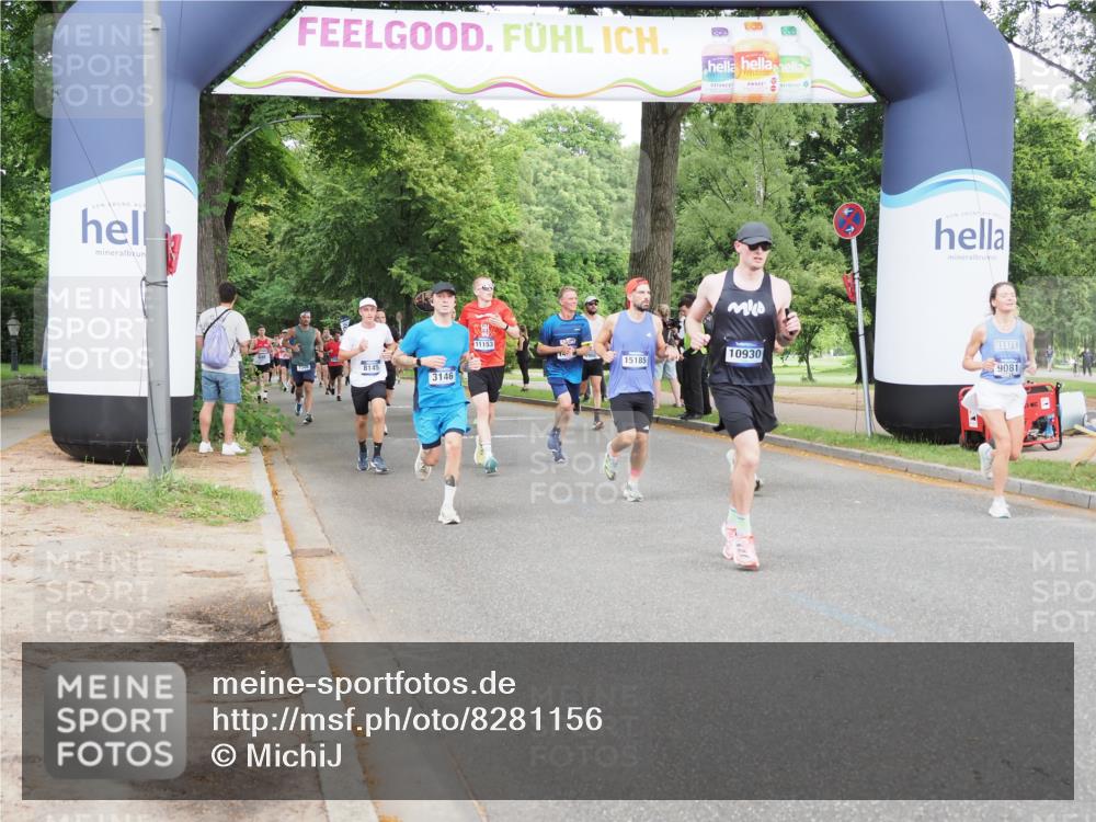 29.06.2025 - hella hamburg halbmarathon MichiJ http://msf.ph/oto/8281156 29.06.2025 10:32:09 Zwischen KM18-KM19 5275, 6490, 6705, 7451, 9081, 10930, 11153, 11346, 12438, 13398, 13746, 14690, 15185, 18868 meine-sportfotos.de