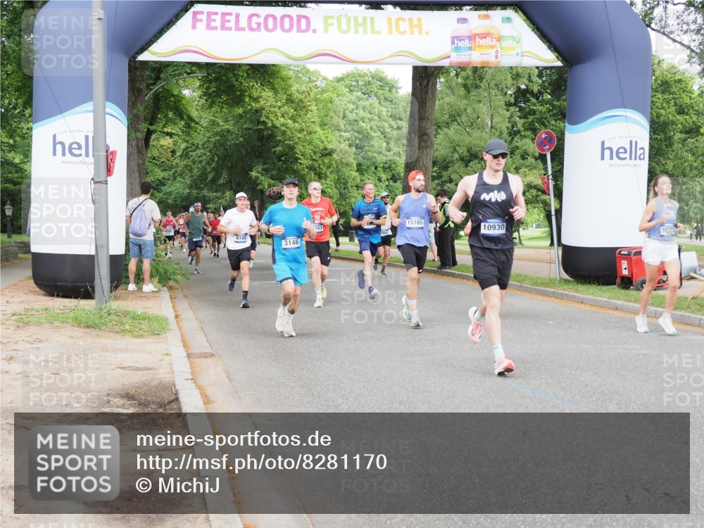 29.06.2025 - hella hamburg halbmarathon MichiJ http://msf.ph/oto/8281170 29.06.2025 10:32:09 Zwischen KM18-KM19 5275, 6490, 6705, 7451, 9081, 10930, 11153, 11346, 12438, 13398, 13746, 14690, 15185, 18868 meine-sportfotos.de