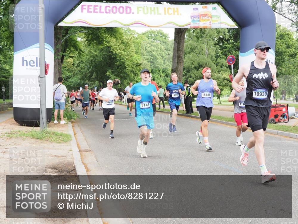 29.06.2025 - hella hamburg halbmarathon MichiJ http://msf.ph/oto/8281227 29.06.2025 10:32:10 Zwischen KM18-KM19 3146, 5275, 6490, 7451, 9081, 10930, 11153, 11346, 12438, 13398, 13746, 14690, 15185, 18868 meine-sportfotos.de
