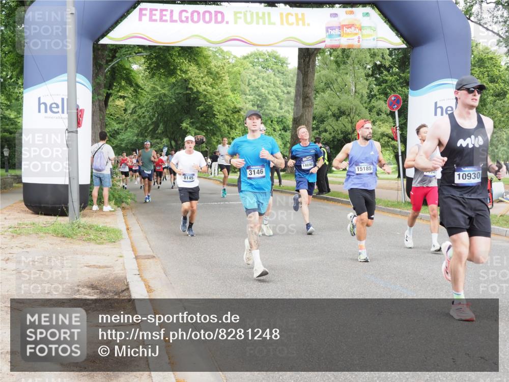 29.06.2025 - hella hamburg halbmarathon MichiJ http://msf.ph/oto/8281248 29.06.2025 10:32:10 Zwischen KM18-KM19 3146, 5275, 6490, 7451, 9081, 10930, 11153, 11346, 12438, 13398, 13746, 14690, 15185, 18868 meine-sportfotos.de