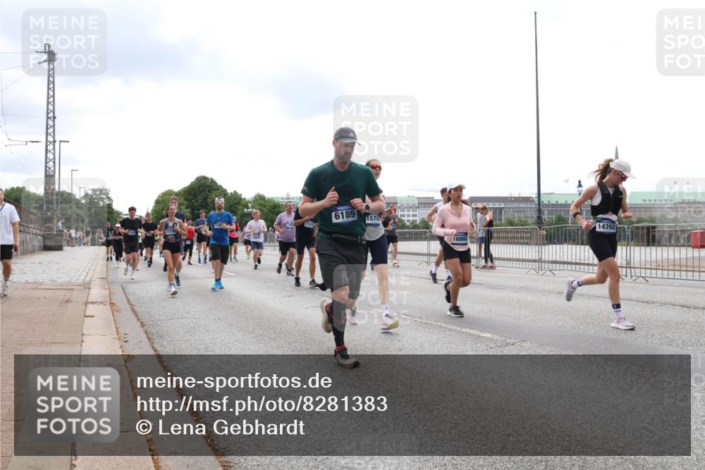 29.06.2025 - hella hamburg halbmarathon Lena Gebhardt http://msf.ph/oto/8281383 29.06.2025 10:35:19 Lombardsbrücke 118, 17745, 6189, 11233, 1578, 16860, 14392, 1284, 1497, 1717, 1786, 1821, 1849, 2001, 2198, 2376, 2751, 2787, 3409, 3828, 3958, 4333, 4564, 4703, 4704, 4884, 4965, 5027, 5240, 5531, 5793, 6029, 6189, 6365, 6379, 6381, 6397, 6471, 6746, 6803, 6859, 6867, 7267, 7299, 7927, 8249, 8296, 8567, 9248, 9342, 9470, 10358, 10393, 10464, 10531, 10565, 10606, 11233, 11320, 11359, 11565, 11838, 11839, 11886, 12019, 12062, 12326, 12764 meine-sportfotos.de