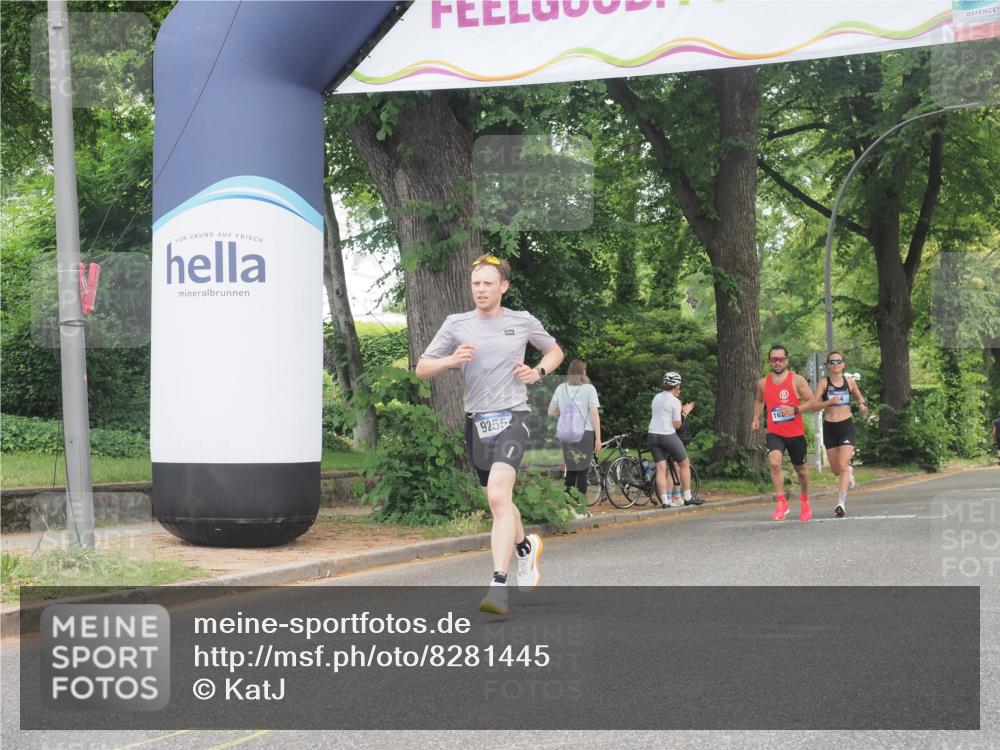29.06.2025 - hella hamburg halbmarathon KatJ http://msf.ph/oto/8281445 29.06.2025 10:10:50 Zwischen KM18-KM19  meine-sportfotos.de