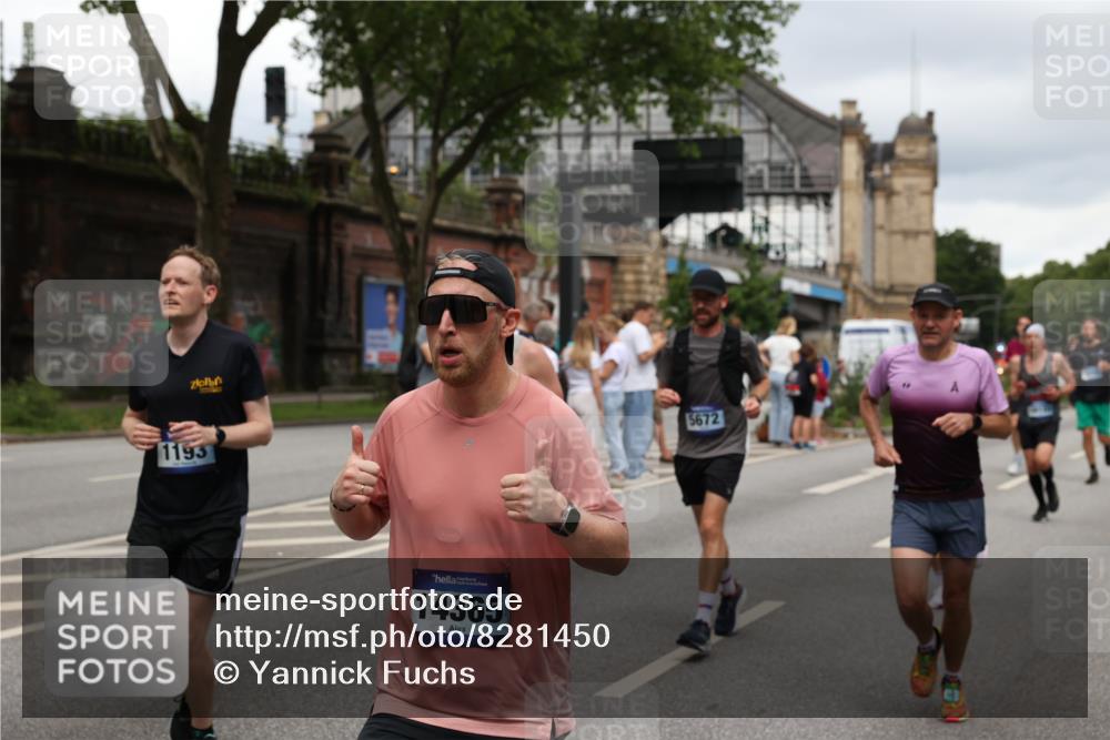 29.06.2025 - hella hamburg halbmarathon Yannick Fuchs http://msf.ph/oto/8281450 29.06.2025 10:49:46 20KM 1130, 1179, 1180, 1193, 2982, 3048, 3058, 3668, 4951, 5465, 5672, 6569, 6591, 6924, 7594, 7742, 7976, 8255, 8639, 8863, 9361, 9562, 11039, 11309, 12196, 12515, 12545, 13474, 14363, 14365, 14461, 15184, 15484, 15584, 15818, 15884, 16176, 16375, 16401, 16434, 16521, 16786, 17133, 17259, 17615, 17640, 17642, 17734, 18064, 18125, 18212, 18325, 18340, 18495, 18741, 18746, 18835, 19120, 19152 meine-sportfotos.de