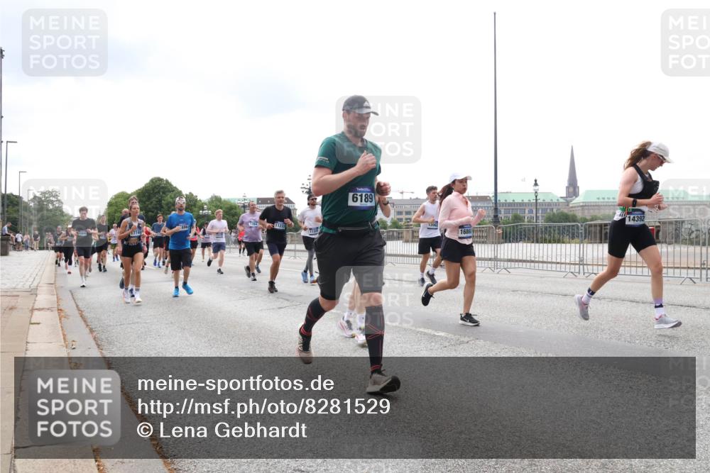 29.06.2025 - hella hamburg halbmarathon Lena Gebhardt http://msf.ph/oto/8281529 29.06.2025 10:35:20 Lombardsbrücke 17749, 11233, 6189, 14392, 1284, 1497, 1717, 1786, 1821, 1849, 2001, 2198, 2376, 2751, 2787, 3409, 3828, 3958, 4333, 4564, 4703, 4704, 4884, 4965, 5027, 5147, 5240, 5531, 5793, 6029, 6189, 6365, 6379, 6381, 6397, 6471, 6746, 6803, 6859, 6867, 7267, 7299, 7382, 7927, 8249, 8296, 8567, 9248, 9342, 9470, 10358, 10393, 10464, 10531, 10565, 10606, 11233, 11320, 11359, 11565, 11838, 11839, 11886, 12019, 12026, 12062, 12326, 12764 meine-sportfotos.de