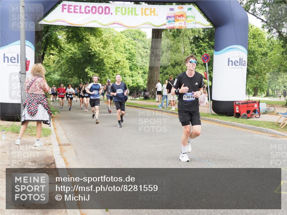 29.06.2025 - hella hamburg halbmarathon MichiJ http://msf.ph/oto/8281559 29.06.2025 10:57:58 Zwischen KM18-KM19 1893, 6166, 9280, 10775, 13610 meine-sportfotos.de