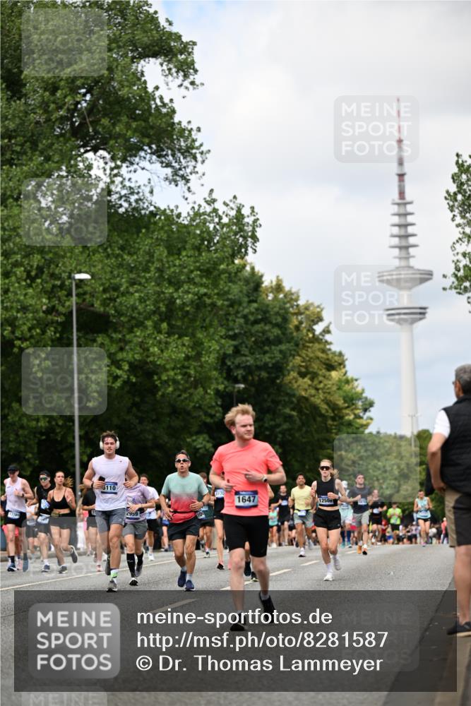 29.06.2025 - hella hamburg halbmarathon Dr. Thomas Lammeyer http://msf.ph/oto/8281587 29.06.2025 10:36:54 Kennedybrücke 1237, 1647, 2059, 2268, 2959, 3391, 3660, 3670, 3708, 3753, 4096, 4555, 5110, 5156, 5871, 6642, 6861, 7135, 7387, 7531, 7749, 7750, 7789, 8170, 8840, 8914, 9010, 9034, 9188, 9542, 9765, 9812, 10002, 10203, 10470, 10624, 10770, 11076 meine-sportfotos.de