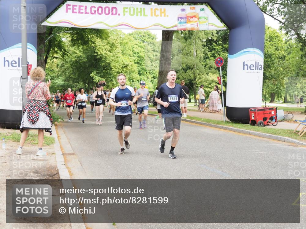 29.06.2025 - hella hamburg halbmarathon MichiJ http://msf.ph/oto/8281599 29.06.2025 10:58:00 Zwischen KM18-KM19 1893, 3176, 6166, 7462, 10775, 13610, 15085 meine-sportfotos.de