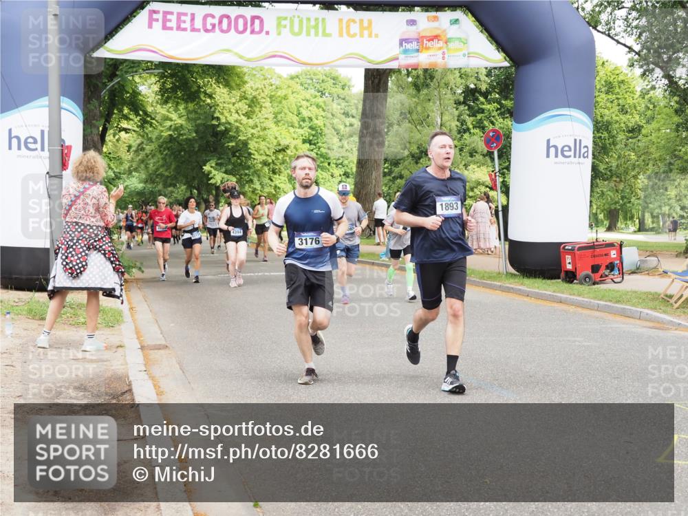 29.06.2025 - hella hamburg halbmarathon MichiJ http://msf.ph/oto/8281666 29.06.2025 10:58:00 Zwischen KM18-KM19 1893, 3176, 6166, 7462, 10775, 13610, 15085 meine-sportfotos.de