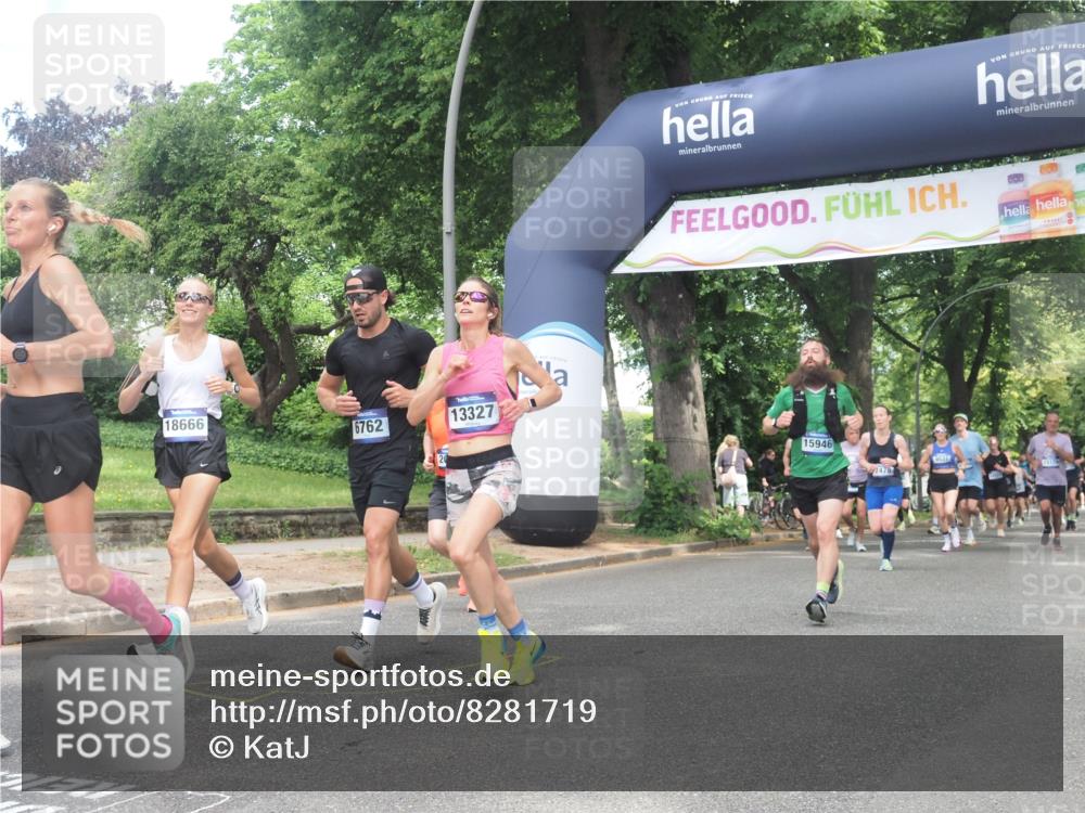 29.06.2025 - hella hamburg halbmarathon KatJ http://msf.ph/oto/8281719 29.06.2025 10:40:50 Zwischen KM18-KM19 1267, 2058, 2099, 2771, 6762, 7478, 7509 meine-sportfotos.de