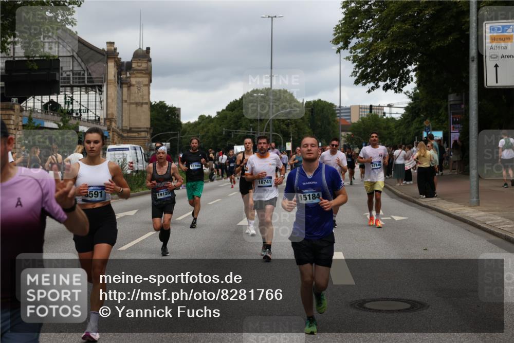 29.06.2025 - hella hamburg halbmarathon Yannick Fuchs http://msf.ph/oto/8281766 29.06.2025 10:49:47 20KM 1130, 1180, 1193, 2982, 3048, 3058, 3668, 4951, 5465, 5672, 6569, 6591, 6924, 7594, 7742, 7976, 8255, 8311, 8639, 8863, 9361, 9562, 11039, 11309, 12196, 12515, 13474, 14363, 14365, 14461, 15184, 15484, 15818, 15884, 16176, 16375, 16401, 16434, 16521, 16786, 17259, 17615, 17640, 17642, 17734, 18064, 18125, 18212, 18325, 18340, 18495, 18741, 18746, 18835, 19120, 19152 meine-sportfotos.de