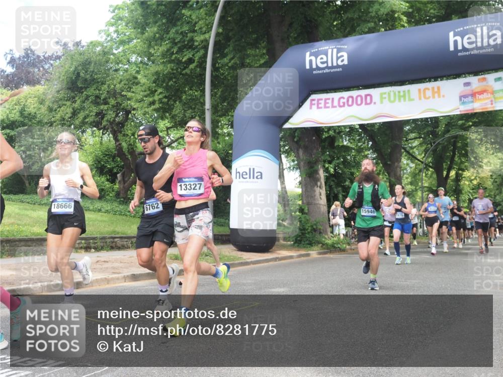 29.06.2025 - hella hamburg halbmarathon KatJ http://msf.ph/oto/8281775 29.06.2025 10:40:50 Zwischen KM18-KM19 1267, 2058, 2099, 2771, 6762, 7478, 7509 meine-sportfotos.de