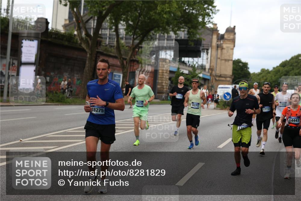 29.06.2025 - hella hamburg halbmarathon Yannick Fuchs http://msf.ph/oto/8281829 29.06.2025 10:37:28 20KM 1353, 1675, 1735, 2653, 4229, 4318, 5011, 5124, 5477, 7026, 9364, 9371, 9534, 10099, 10251, 11177, 12723, 12839, 13746, 13807, 14226, 14447, 14560, 14813, 15255, 15328, 15535, 15706, 15851, 15921, 16333, 17733, 17911, 18004, 18274, 18275, 18304, 18449, 18659, 18680, 18987, 19009, 19229 meine-sportfotos.de
