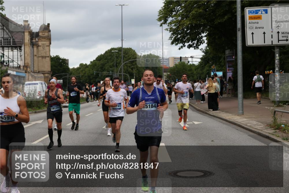 29.06.2025 - hella hamburg halbmarathon Yannick Fuchs http://msf.ph/oto/8281847 29.06.2025 10:49:47 20KM 1130, 1180, 1193, 2982, 3048, 3058, 3668, 4951, 5465, 5672, 6569, 6591, 6924, 7594, 7742, 7976, 8255, 8311, 8639, 8863, 9361, 9562, 11039, 11309, 12196, 12515, 13474, 14363, 14365, 14461, 15184, 15484, 15818, 15884, 16176, 16375, 16401, 16434, 16521, 16786, 17259, 17615, 17640, 17642, 17734, 18064, 18125, 18212, 18325, 18340, 18495, 18741, 18746, 18835, 19120, 19152 meine-sportfotos.de
