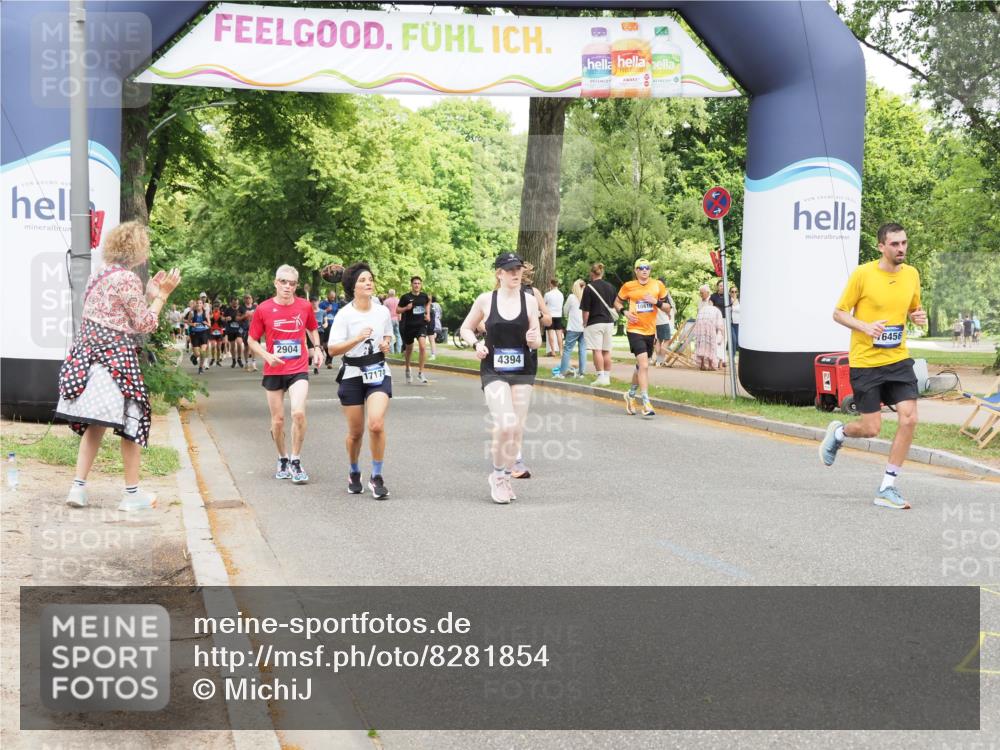 29.06.2025 - hella hamburg halbmarathon MichiJ http://msf.ph/oto/8281854 29.06.2025 10:58:04 Zwischen KM18-KM19 1893, 2904, 3176, 4394, 7462, 8854, 10283, 10610, 13610, 15085, 16456, 17174 meine-sportfotos.de