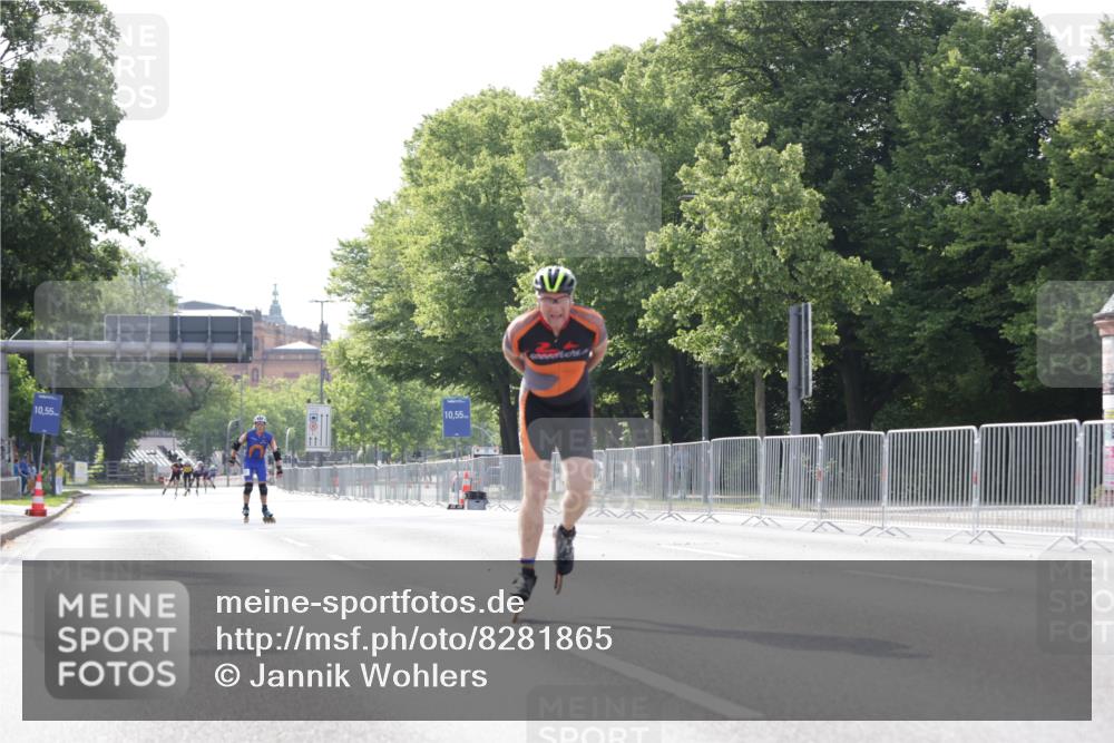 29.06.2025 - hella hamburg halbmarathon Jannik Wohlers http://msf.ph/oto/8281865 29.06.2025 08:52:53 Lombardsbrücke  meine-sportfotos.de