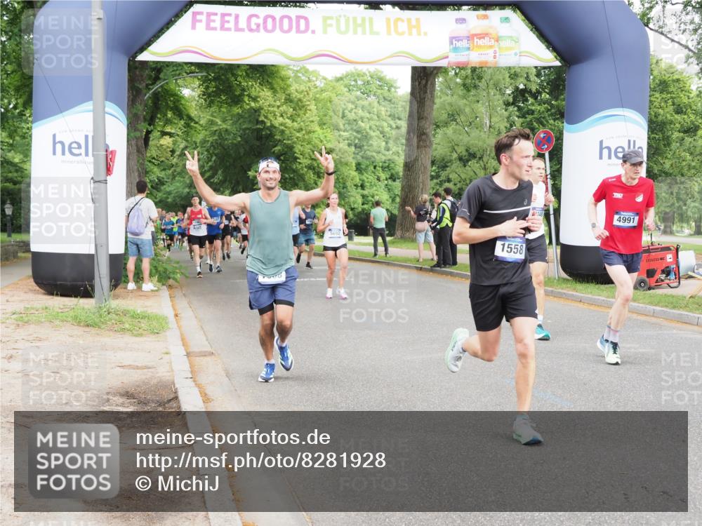 29.06.2025 - hella hamburg halbmarathon MichiJ http://msf.ph/oto/8281928 29.06.2025 10:32:14 Zwischen KM18-KM19 1558, 3146, 4991, 5692, 7508, 8145, 8900, 9081, 10930, 11153, 11346, 12438, 13348, 14690, 15185 meine-sportfotos.de