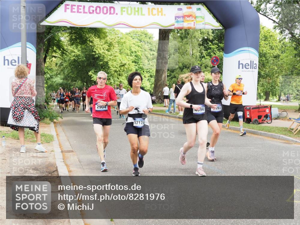 29.06.2025 - hella hamburg halbmarathon MichiJ http://msf.ph/oto/8281976 29.06.2025 10:58:05 Zwischen KM18-KM19 1893, 2904, 3176, 4394, 7462, 8854, 10283, 10610, 13610, 15085, 16456, 16709, 17174 meine-sportfotos.de