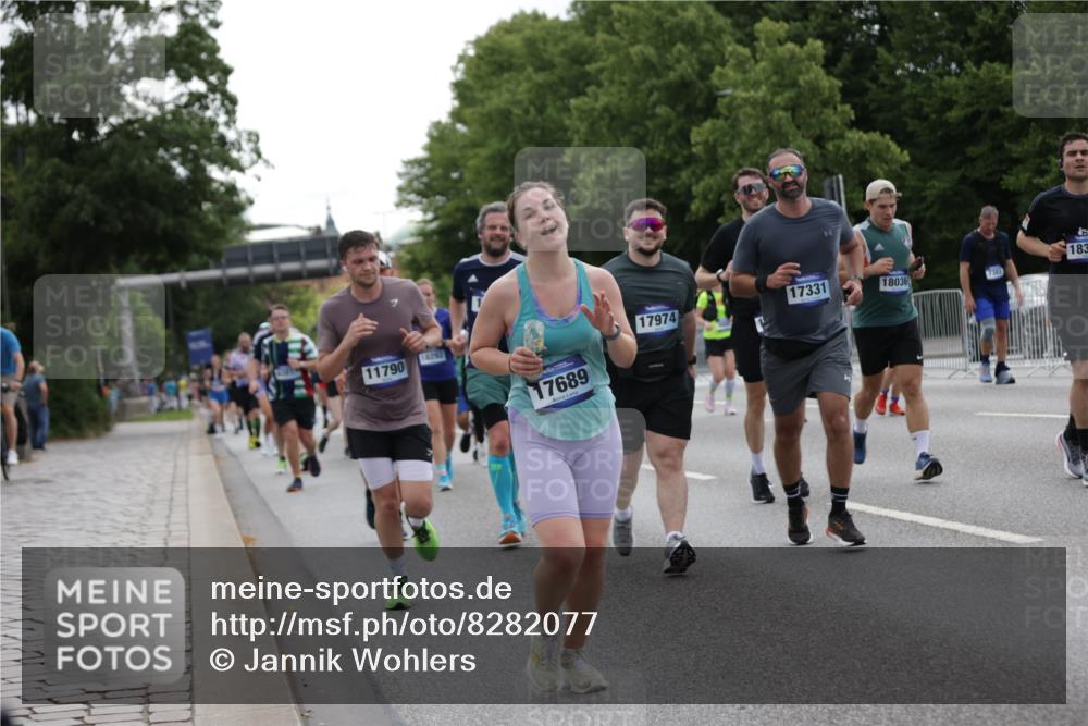 29.06.2025 - hella hamburg halbmarathon Jannik Wohlers http://msf.ph/oto/8282077 29.06.2025 10:35:09 Lombardsbrücke 1730, 1786, 1821, 2001, 2425, 2787, 4333, 4703, 4704, 4965, 5147, 5240, 5793, 6365, 6381, 6746, 6859, 6867, 7382, 8249, 8567, 9342, 9470, 9803, 9806, 10393, 10565, 10652, 11838, 11839, 12026, 12326, 12851, 13240, 13505, 13805, 13899, 14402, 14684, 15032, 16690, 16710, 17289, 17331, 17689, 17868, 17883, 17935, 17974, 17996, 17998, 18036, 18269, 18292, 18361, 18912 meine-sportfotos.de