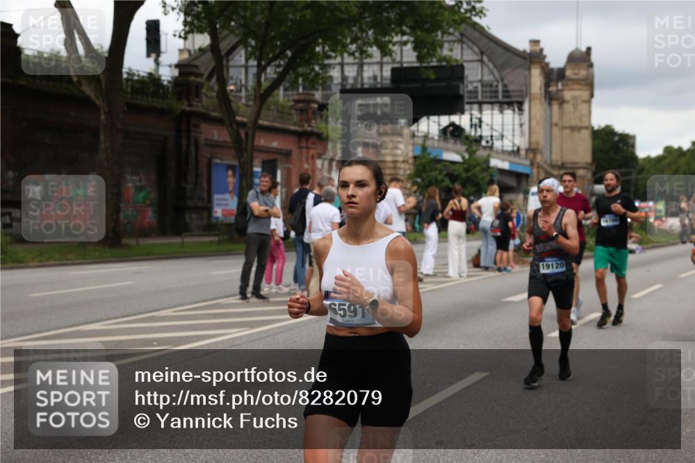 29.06.2025 - hella hamburg halbmarathon Yannick Fuchs http://msf.ph/oto/8282079 29.06.2025 10:49:48 20KM 1130, 1180, 1193, 2982, 3042, 3048, 3058, 3668, 4951, 5465, 5672, 6569, 6591, 6924, 7594, 7742, 7976, 8255, 8311, 8639, 8863, 9361, 9562, 11039, 11309, 11638, 12196, 12515, 13474, 14363, 14365, 14461, 15184, 15484, 15818, 15884, 16176, 16375, 16401, 16434, 16521, 16786, 17259, 17615, 17640, 17642, 17734, 18064, 18125, 18212, 18325, 18340, 18495, 18741, 18746, 18835, 19120, 19152 meine-sportfotos.de
