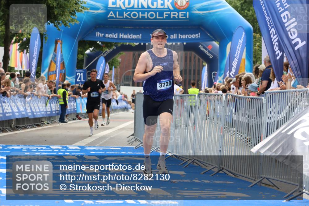 29.06.2025 - hella hamburg halbmarathon Strokosch-Dieckow http://msf.ph/oto/8282130 29.06.2025 10:22:32 Ziel 2618, 3720 meine-sportfotos.de