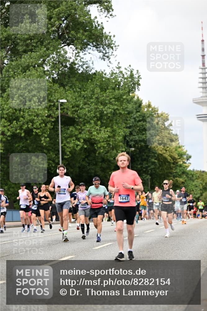 29.06.2025 - hella hamburg halbmarathon Dr. Thomas Lammeyer http://msf.ph/oto/8282154 29.06.2025 10:36:55 Kennedybrücke 1237, 1647, 1732, 2059, 2268, 2959, 3221, 3391, 3653, 3660, 3670, 3708, 3753, 4096, 4555, 5110, 5156, 5871, 6642, 6861, 7135, 7387, 7531, 7749, 7750, 7789, 8170, 8840, 8914, 9010, 9034, 9188, 9471, 9542, 9765, 9812, 10002, 10203, 10470, 10624, 10770, 11076 meine-sportfotos.de