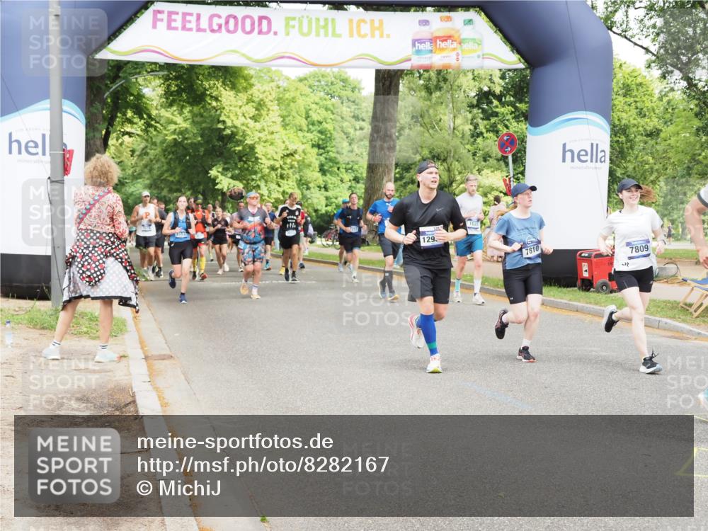 29.06.2025 - hella hamburg halbmarathon MichiJ http://msf.ph/oto/8282167 29.06.2025 10:58:10 Zwischen KM18-KM19 1020, 2904, 7809, 7810, 8854, 10283, 10610, 12938, 15570, 16456, 16709, 17174, 19035 meine-sportfotos.de