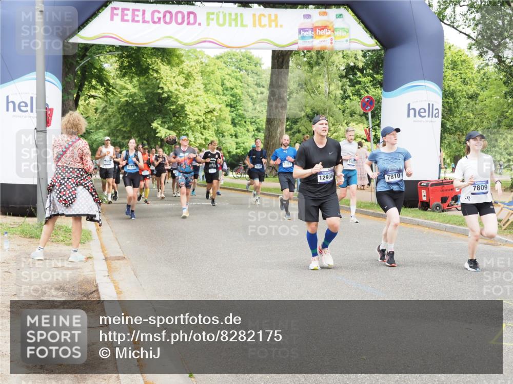 29.06.2025 - hella hamburg halbmarathon MichiJ http://msf.ph/oto/8282175 29.06.2025 10:58:10 Zwischen KM18-KM19 1020, 2904, 7809, 7810, 8854, 10283, 10610, 12938, 15570, 16456, 16709, 17174, 19035 meine-sportfotos.de