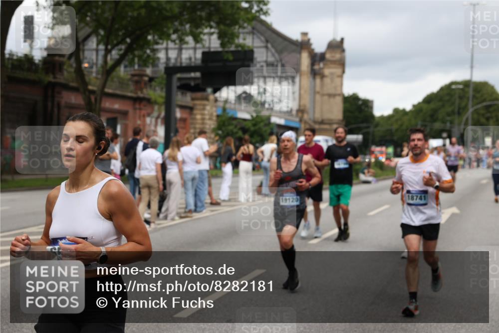 29.06.2025 - hella hamburg halbmarathon Yannick Fuchs http://msf.ph/oto/8282181 29.06.2025 10:49:48 20KM 1130, 1180, 1193, 2982, 3042, 3048, 3058, 3668, 4951, 5465, 5672, 6569, 6591, 6924, 7594, 7742, 7976, 8255, 8311, 8639, 8863, 9361, 9562, 11039, 11309, 11638, 12196, 12515, 13474, 14363, 14365, 14461, 15184, 15484, 15818, 15884, 16176, 16375, 16401, 16434, 16521, 16786, 17259, 17615, 17640, 17642, 17734, 18064, 18125, 18212, 18325, 18340, 18495, 18741, 18746, 18835, 19120, 19152 meine-sportfotos.de