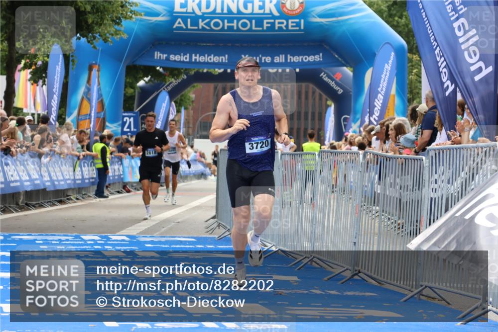 29.06.2025 - hella hamburg halbmarathon Strokosch-Dieckow http://msf.ph/oto/8282202 29.06.2025 10:22:32 Ziel 2618, 3720 meine-sportfotos.de