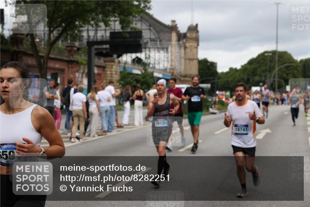 29.06.2025 - hella hamburg halbmarathon Yannick Fuchs http://msf.ph/oto/8282251 29.06.2025 10:49:48 20KM 1130, 1180, 1193, 2982, 3042, 3048, 3058, 3668, 4951, 5465, 5672, 6569, 6591, 6924, 7594, 7742, 7976, 8255, 8311, 8639, 8863, 9361, 9562, 11039, 11309, 11638, 12196, 12515, 13474, 14363, 14365, 14461, 15184, 15484, 15818, 15884, 16176, 16375, 16401, 16434, 16521, 16786, 17259, 17615, 17640, 17642, 17734, 18064, 18125, 18212, 18325, 18340, 18495, 18741, 18746, 18835, 19120, 19152 meine-sportfotos.de