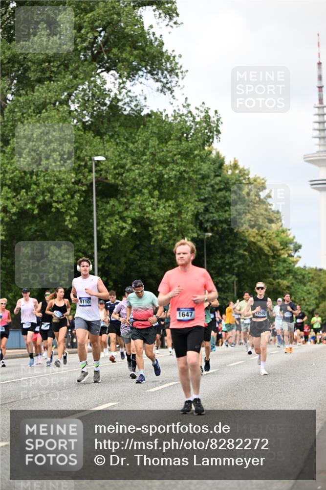 29.06.2025 - hella hamburg halbmarathon Dr. Thomas Lammeyer http://msf.ph/oto/8282272 29.06.2025 10:36:55 Kennedybrücke 1237, 1647, 1732, 2059, 2268, 2959, 3221, 3391, 3653, 3660, 3670, 3708, 3753, 4096, 4555, 5110, 5156, 5871, 6642, 6861, 7135, 7387, 7531, 7749, 7750, 7789, 8170, 8840, 8914, 9010, 9034, 9188, 9471, 9542, 9765, 9812, 10002, 10203, 10470, 10624, 10770, 11076 meine-sportfotos.de